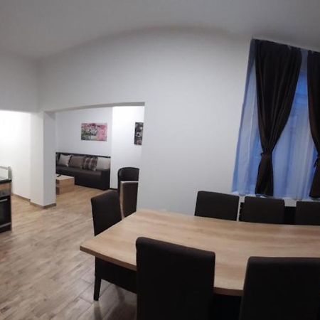 Apartment Artistika เบลเกรด ภายนอก รูปภาพ